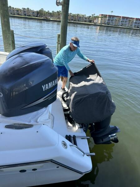 32' 2001 Stamas 310 Express