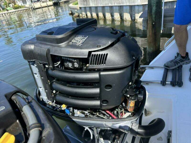 32ft Stamas Yacht For Sale