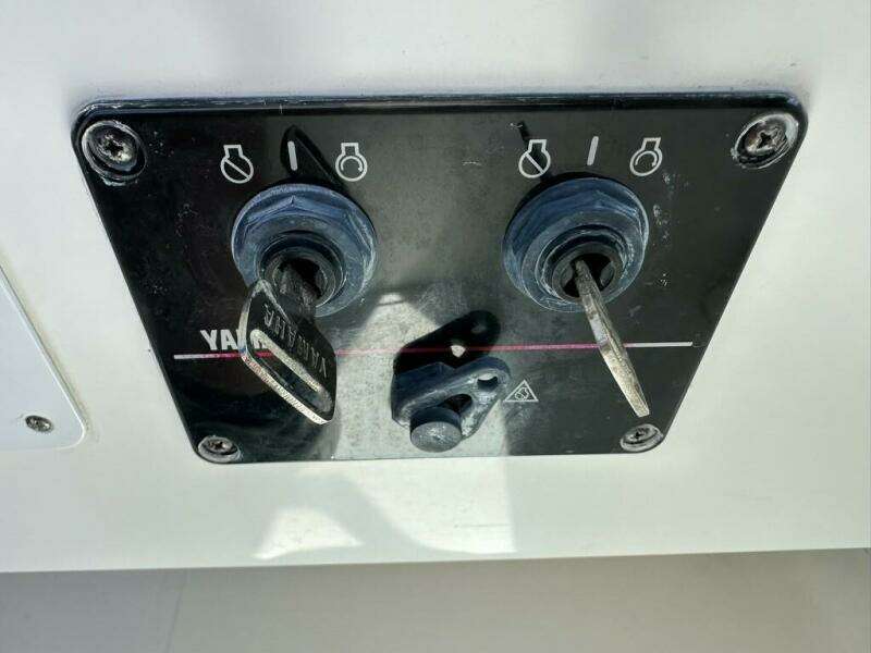 32ft Stamas Yacht For Sale