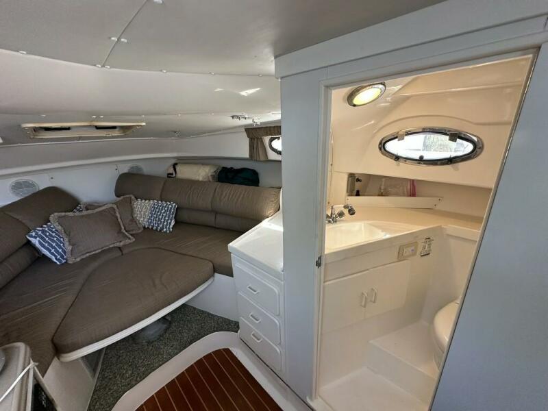 32' 2001 Stamas 310 Express