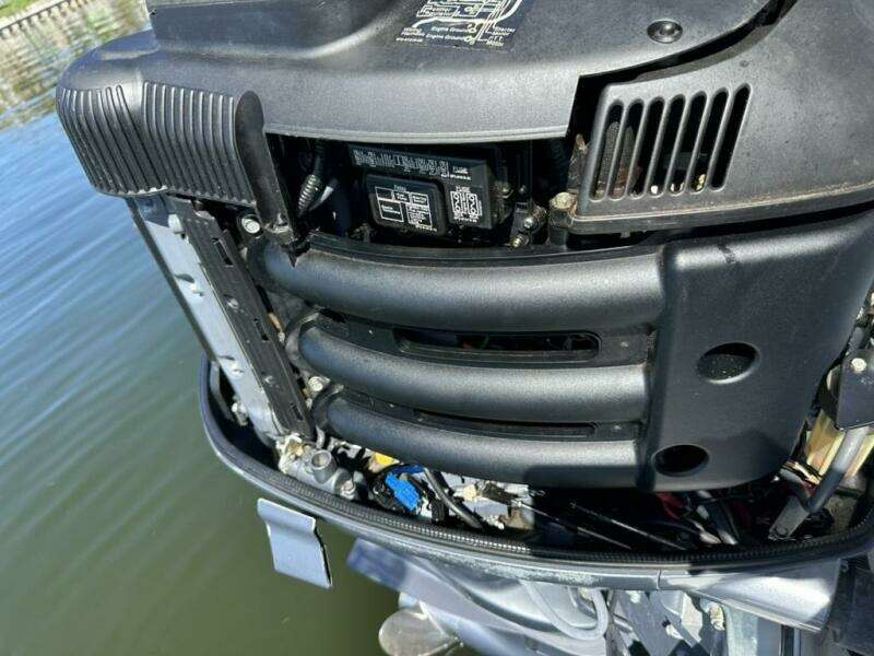 32ft Stamas Yacht For Sale