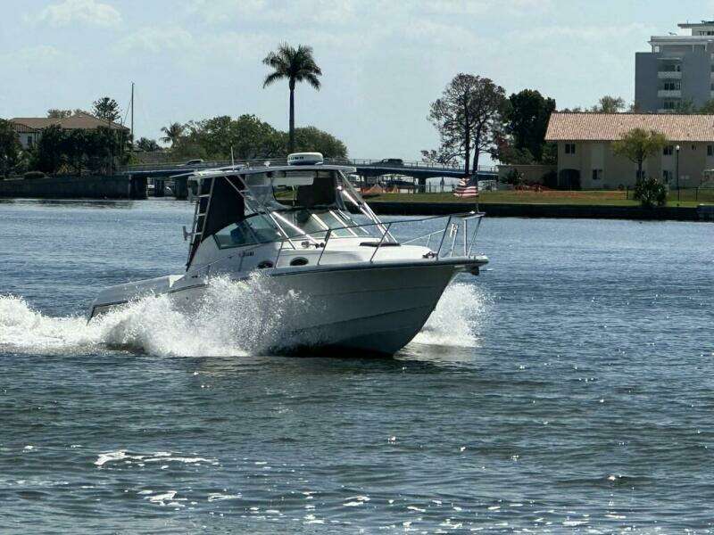 32ft Stamas Yacht For Sale