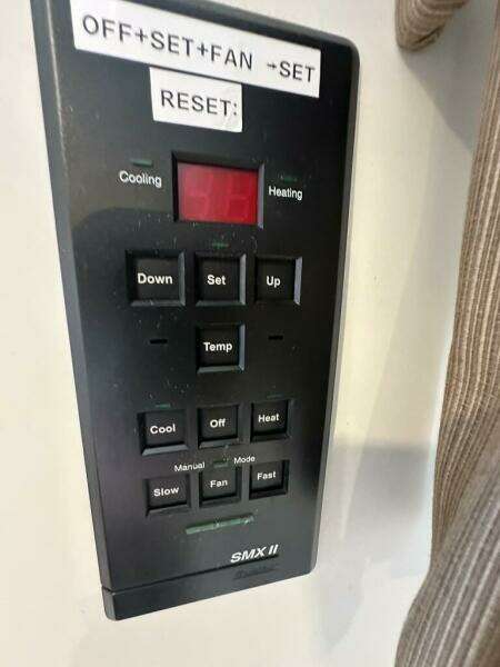 32ft Stamas Yacht For Sale