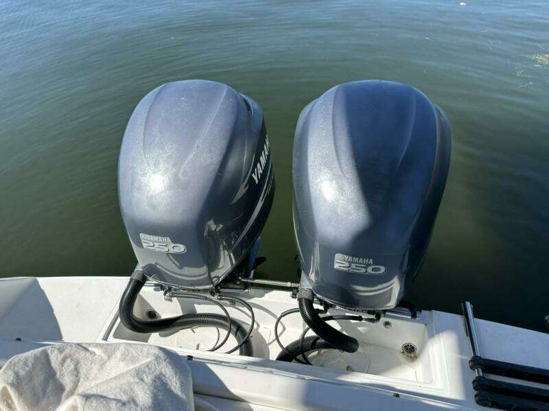 32ft Stamas Yacht For Sale