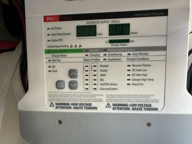 32' 2001 Stamas 310 Express