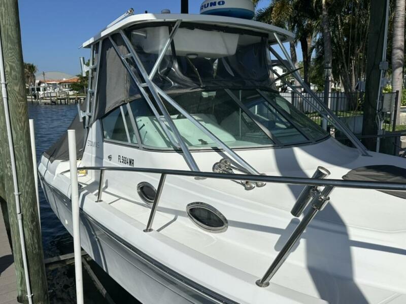 32' 2001 Stamas 310 Express