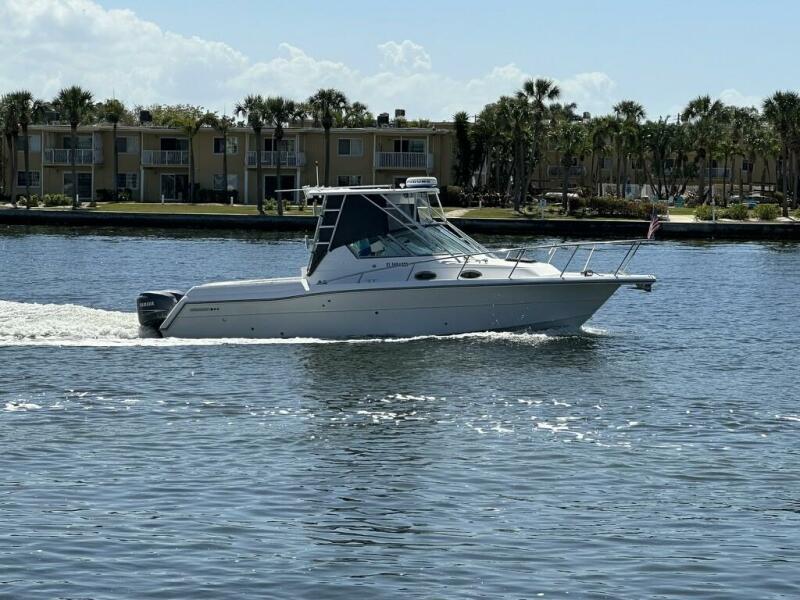 32' 2001 Stamas 310 Express