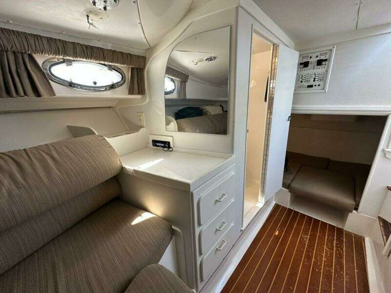 32ft Stamas Yacht For Sale