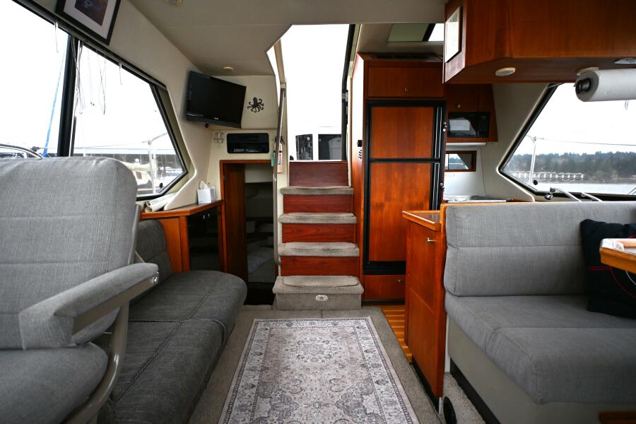 41' 1996 Bayliner 4087 Aft Cabin Motoryacht