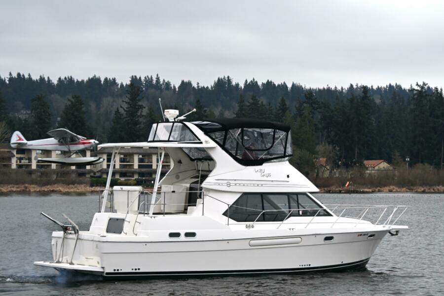 41' 1996 Bayliner 4087 Aft Cabin Motoryacht