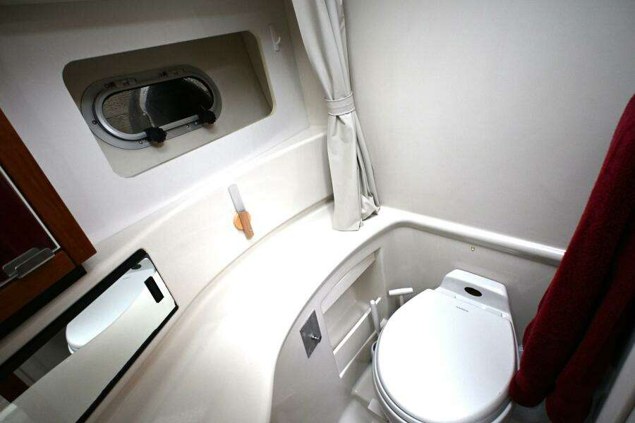 41ft Bayliner Yacht For Sale