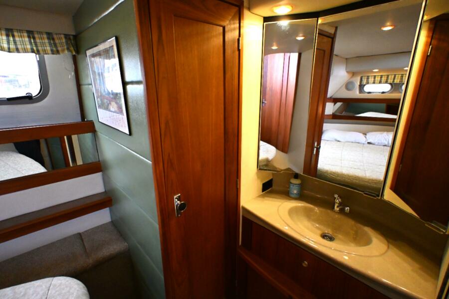 41' 1996 Bayliner 4087 Aft Cabin Motoryacht