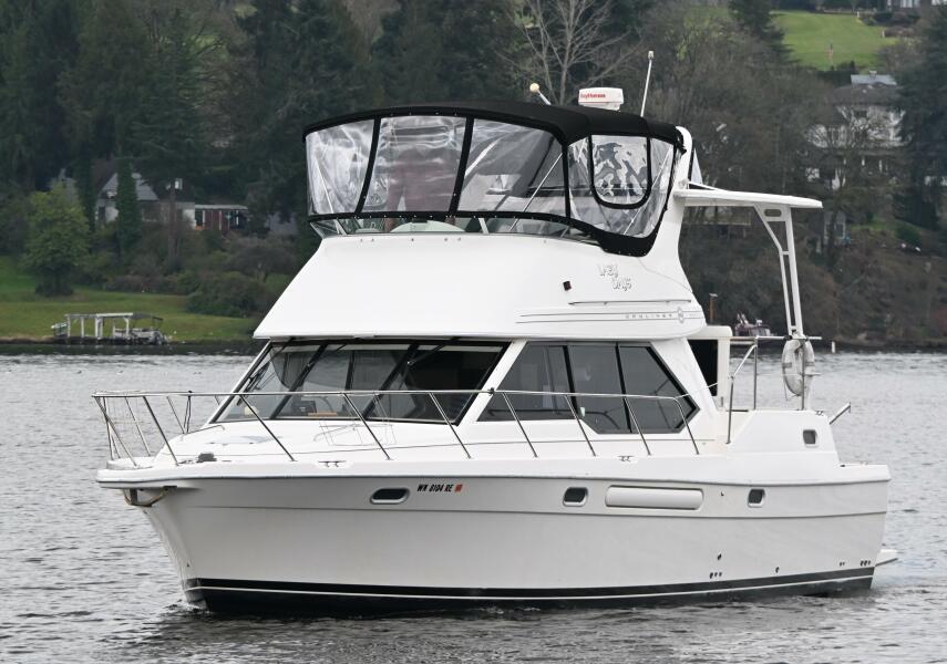 41' 1996 Bayliner 4087 Aft Cabin Motoryacht
