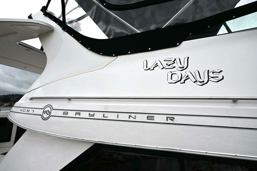 41ft Bayliner Yacht For Sale