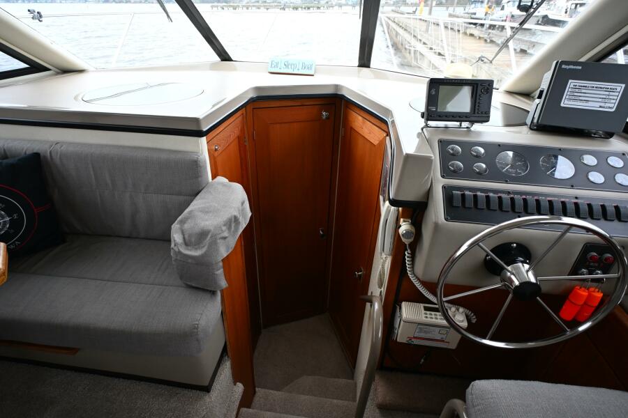 41' 1996 Bayliner 4087 Aft Cabin Motoryacht
