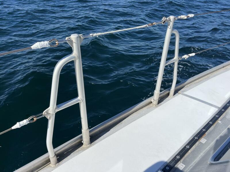 43' 2010 Lavranos 43