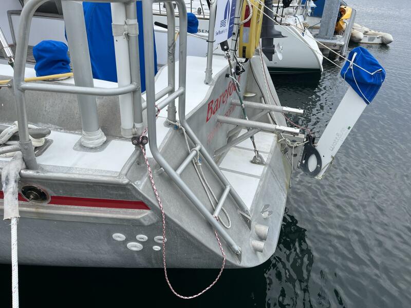 43' 2010 Lavranos 43