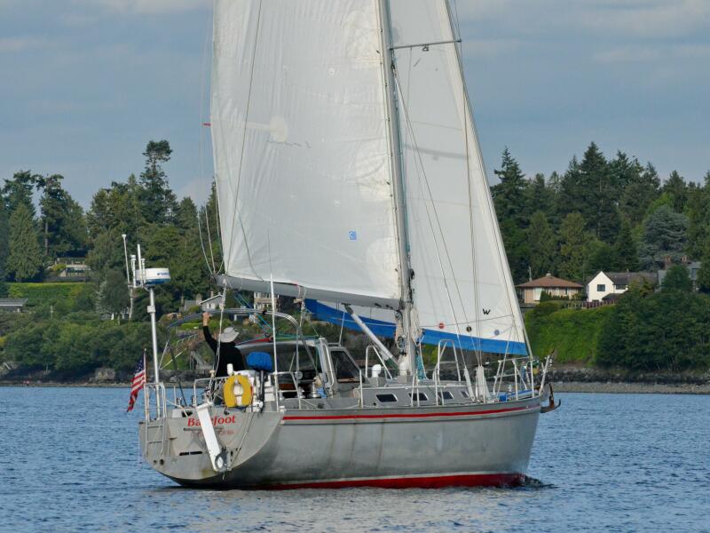 43' 2010 Lavranos 43