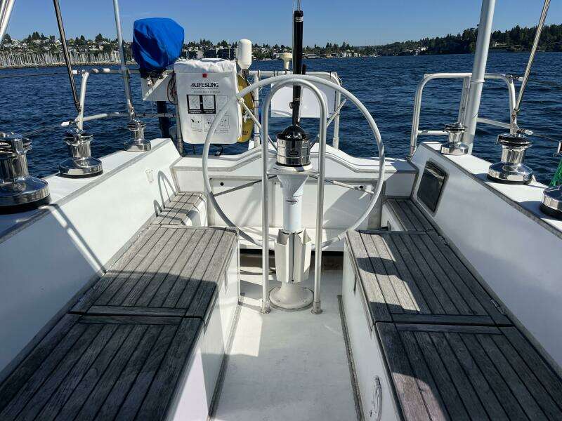 Barefoot 43ft Lavranos Yacht For Sale