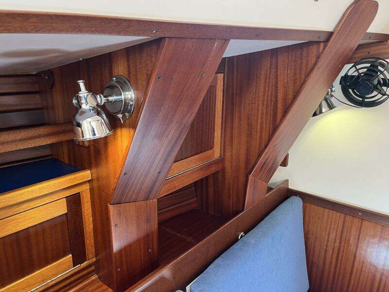 Barefoot 43ft Lavranos Yacht For Sale