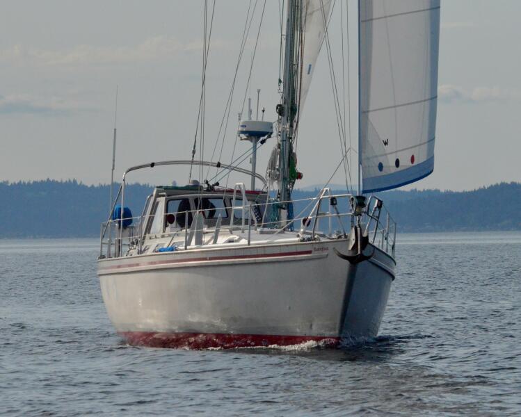 43' 2010 Lavranos 43