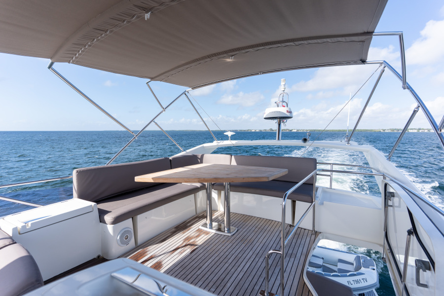 50' 2017 Prestige 50 FLY