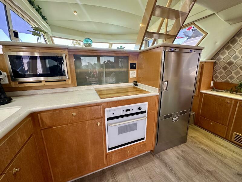 49' 2000 Navigator 4600 Classic