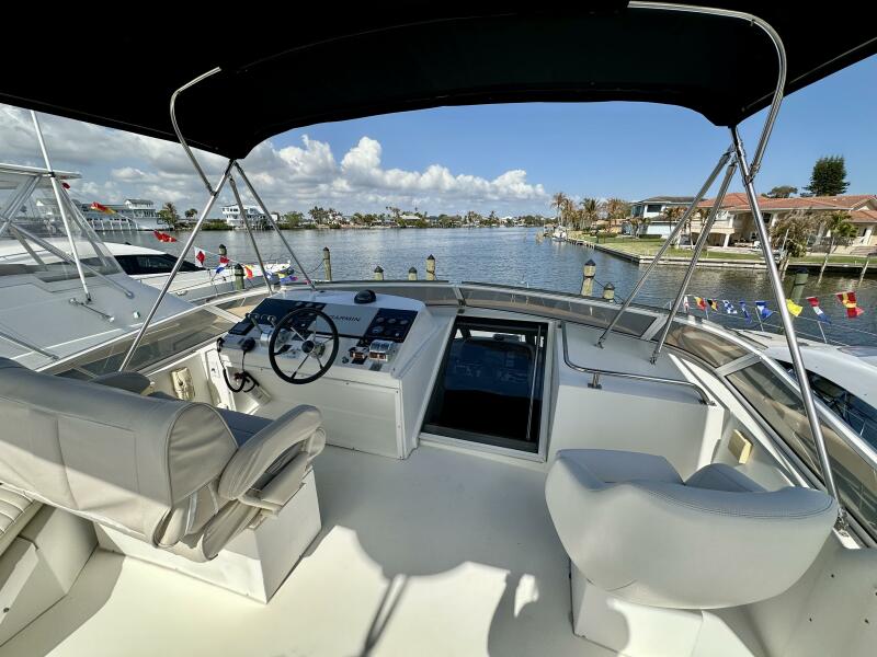 49' 2000 Navigator 4600 Classic