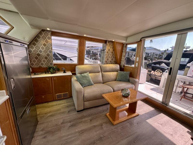 49' 2000 Navigator 4600 Classic