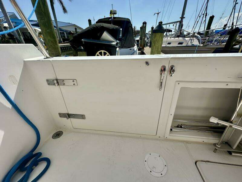 Bella Vita 49ft Navigator Yacht For Sale