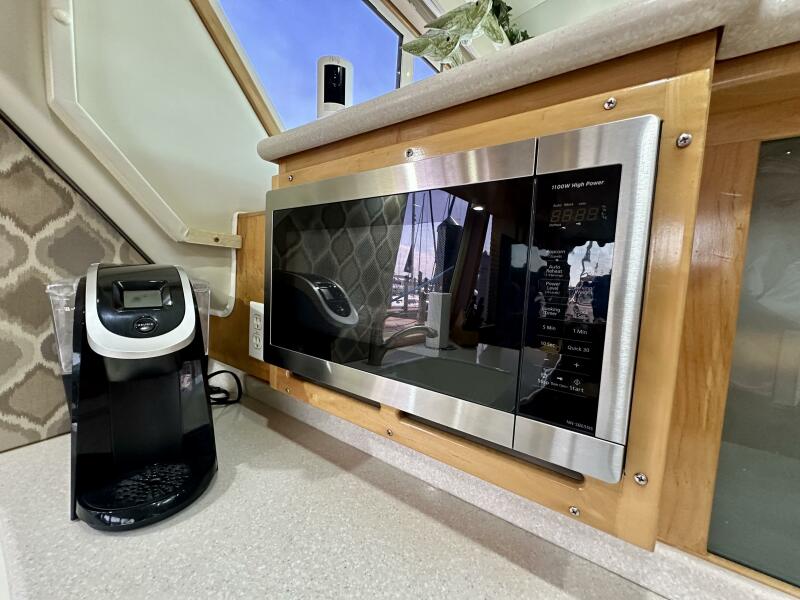 49' 2000 Navigator 4600 Classic