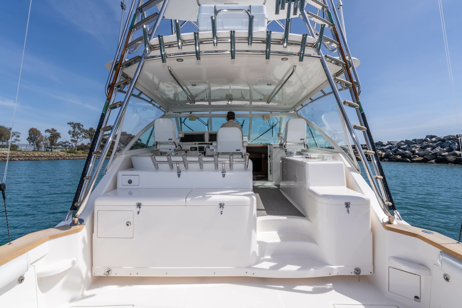 40' 2005 Cabo 40 Express