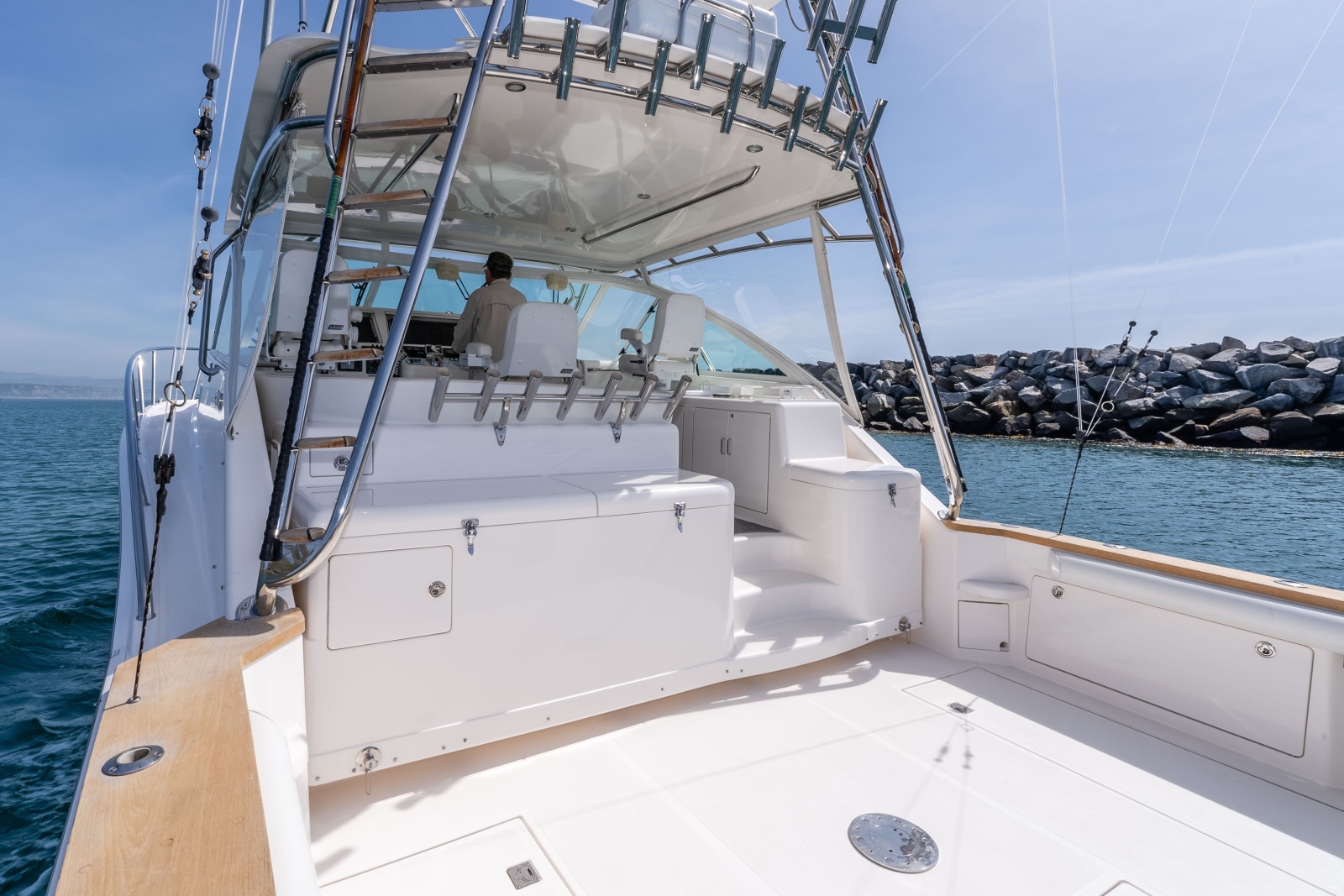 40' 2005 Cabo 40 Express