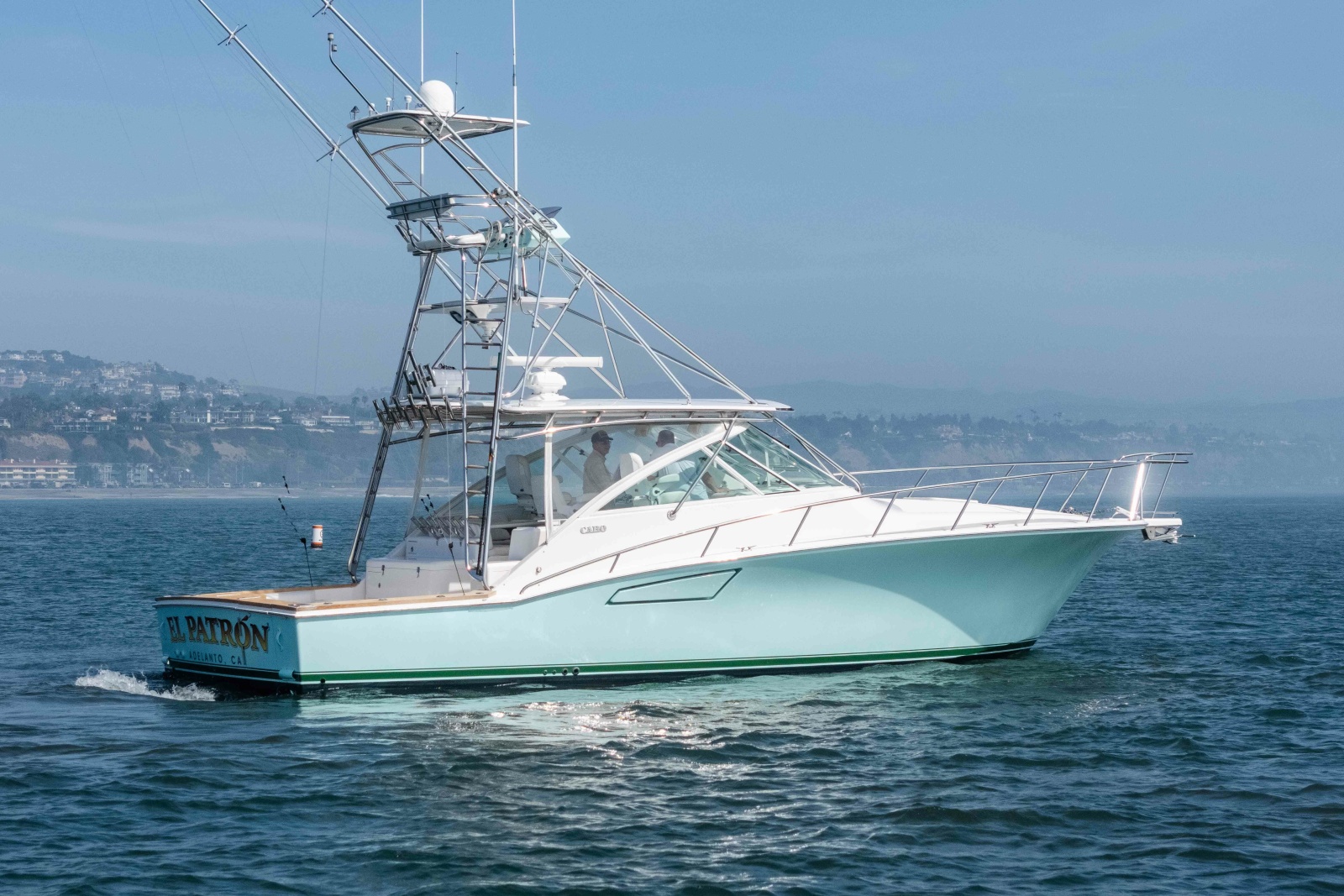 40' 2005 Cabo 40 Express