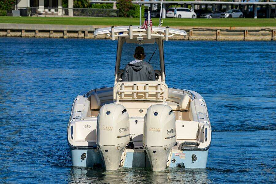 25ft Grady White Yacht For Sale