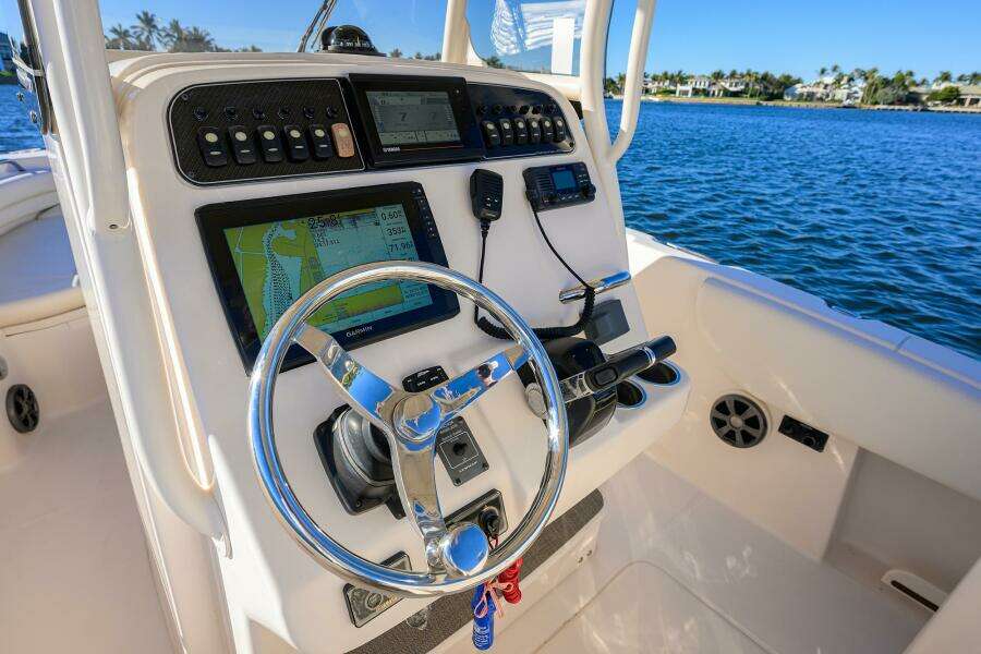 25ft Grady White Yacht For Sale