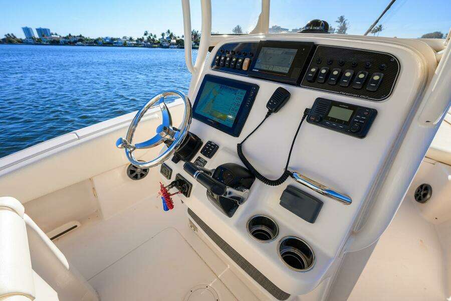 25ft Grady White Yacht For Sale