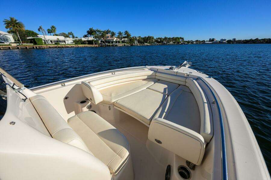 25ft Grady White Yacht For Sale