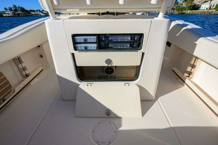 25ft Grady White Yacht For Sale