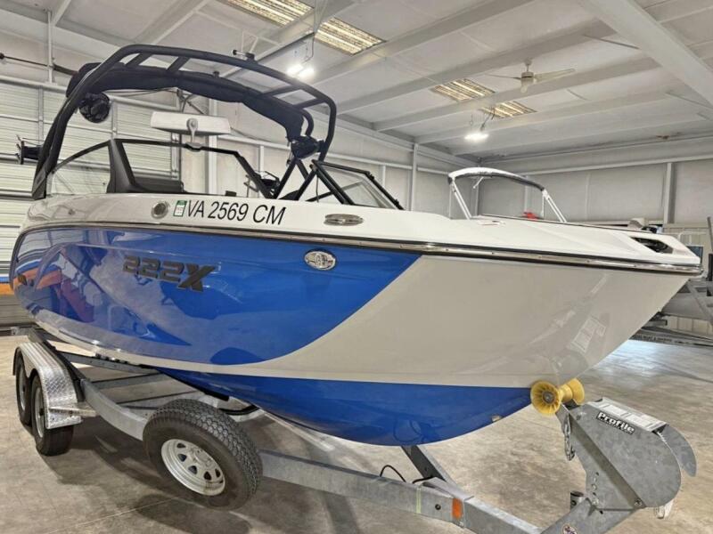 22' 2024 Yamaha Boats 222XE