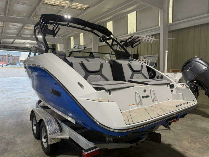 22ft Yamaha Boats Yacht For Sale