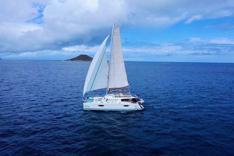 XCLIP 50ft Fountaine Pajot Yacht For Sale