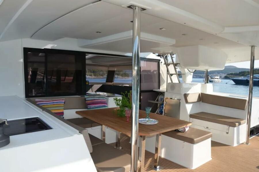 50' 2015 Fountaine Pajot Saba
