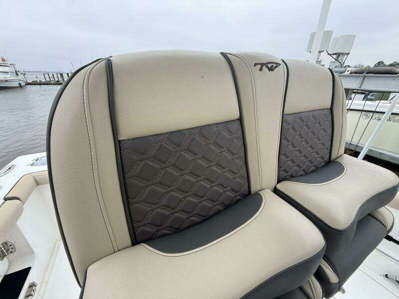 25ft Tidewater Yacht For Sale