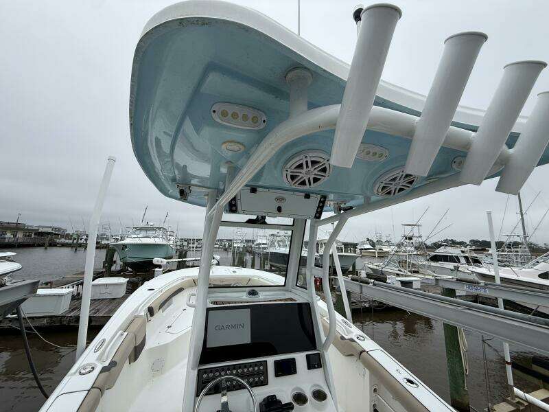 25ft Tidewater Yacht For Sale