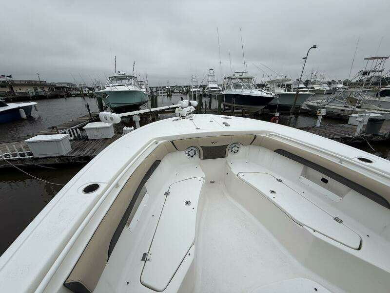 25ft Tidewater Yacht For Sale
