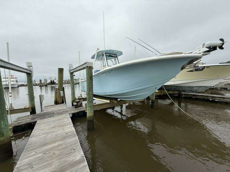 25ft Tidewater Yacht For Sale