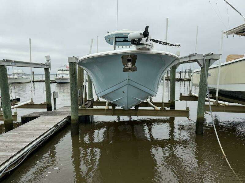 25ft Tidewater Yacht For Sale
