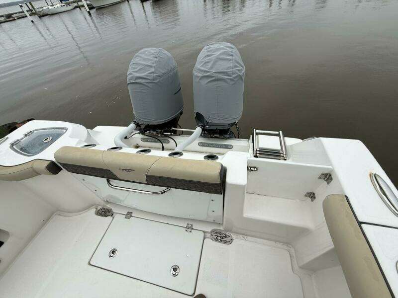 25ft Tidewater Yacht For Sale