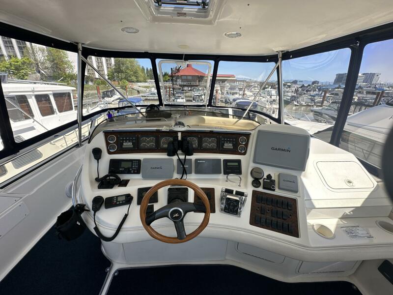 48' 2000 Sea Ray 480 Sedan Bridge